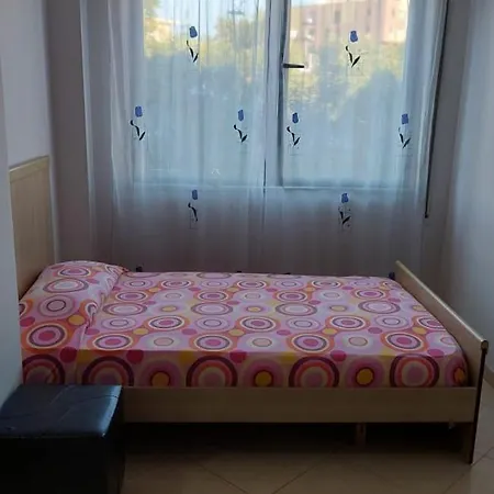 Garsoniere Don Bosko بيت للعطل *